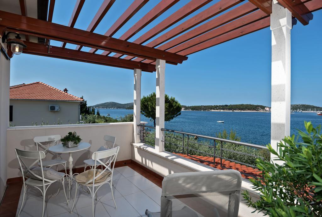 Apartman Roza Rogoznica  Esterno foto