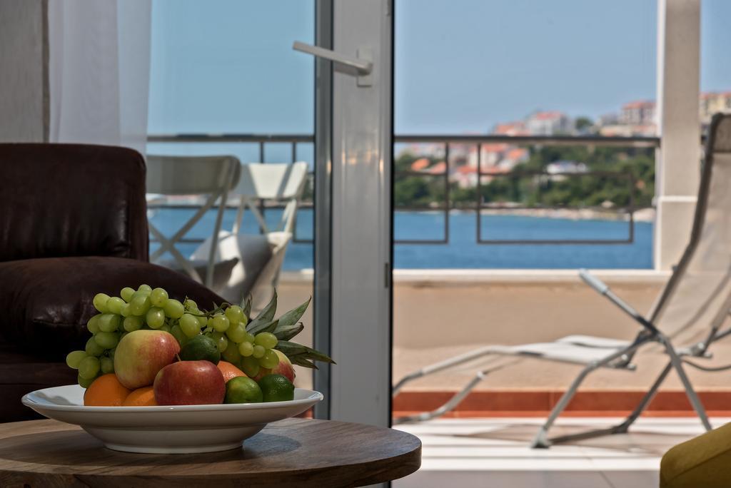 Apartman Roza Rogoznica  Esterno foto